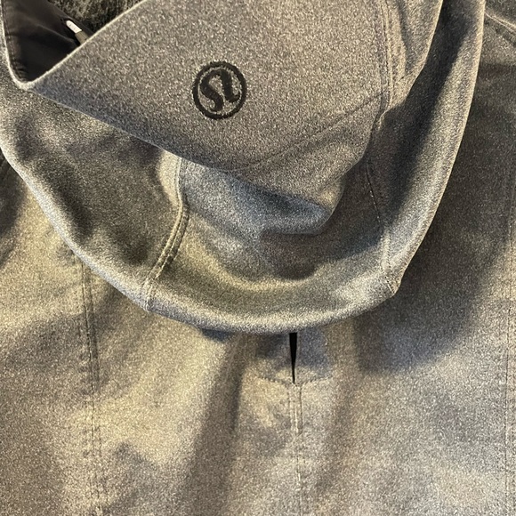 Grey Lululemon Jacket - Picture 4 of 6